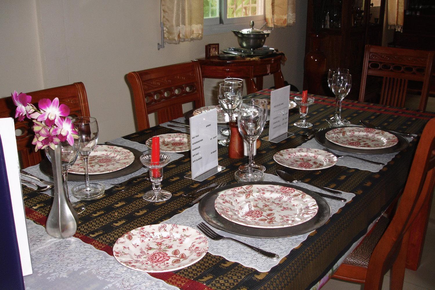 Home Stay Stc Bed And Breakfast Удонтхані Екстер'єр фото