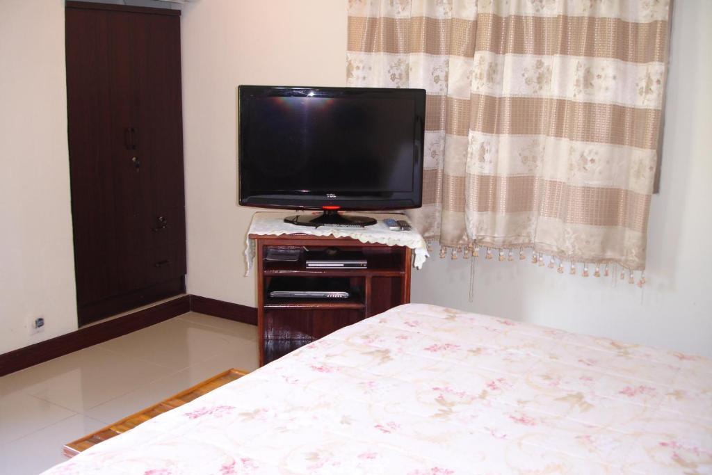 Home Stay Stc Bed And Breakfast Удонтхані Номер фото