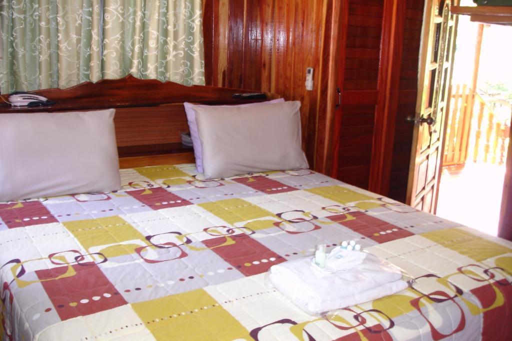 Home Stay Stc Bed And Breakfast Удонтхані Номер фото